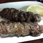 鶴亀 - はらみ串２本 360円(税込)(2023年12月20日撮影)