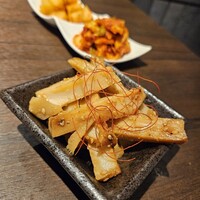 焼肉 じゅん - 蓮根のナムルとキムチ盛り合わせ