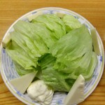 鶴亀 - チーズレタス 300円(税込)(2023年11月8日撮影)