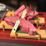 松阪牛鉄板焼肉 かつら - 