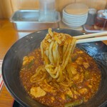 中華食堂 まー坊 - 【麻婆豆腐麺定食　880円】麺リフト