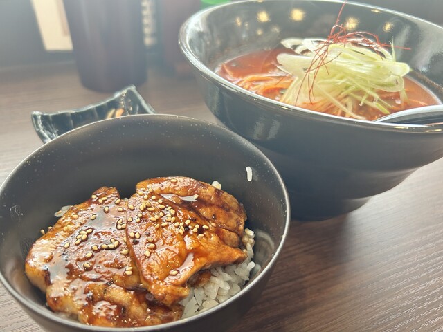 ぶた丼大手門 4条通店 - 旭川四条（豚丼）の写真