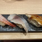 Sushi Sake Sakana Sugi Dama - 王道寿司 3貫