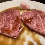 黒毛和牛焼肉 白か黒 - 