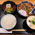 Kitashinchi Tsukishiro - 黒毛和牛肩バラのすき焼き定食