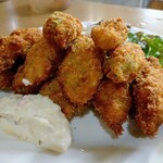 洋食コスギ - 大小12個のカキフライ