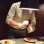 Saucer - カウンターからの眺め