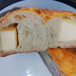 フリップアップ - 大きめにカットされたチーズが合計４個も入ってて こちらも美味！