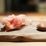 RADICE - 生ハム ニョッコフリット フォアグラのシューアイス☆