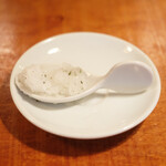 ラ スフォリーナ - 平日限定メイン料理 1100円 のローズマリーのグラニテ