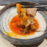 肉割烹ふたご THE JUNEI HOTEL KYOTO - 濃紅卵を絡めていただきます(*´﹃｀*)ｸﾞﾍﾍ♡