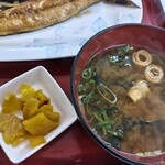 四日市ヒモノ食堂 - 定食で800円