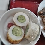 四日市ヒモノ食堂 - 梅干しのソース付