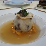 トゥ・ラ・ジョア - 牛タンと海老芋、にウニとキャビア・・・（１１月）