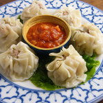 世界のご飯とパクチー料理 ワールドキッチン バオバブ - チベットの小龍包的餃子、チベタン･モモ