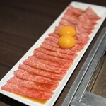 焼肉 じゅん - ⭐︎特上牛刺しユッケ　三角バラ　
            　　太田牛って凄く美味しい、これイチオシ