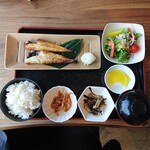 炉ばた 燈 - 八角定食