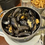 RESTAURANT LEON DE BRUXELLES  OPERA - 