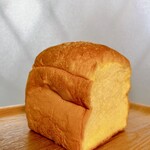 テトラ コンタ - ミルク食パン 320円