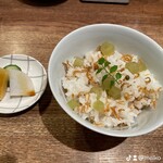 青地 - フキの入ったちりめん山椒のご飯。