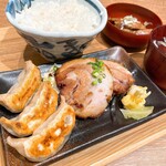 肉汁餃子のダンダダン - 