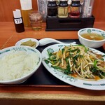 日高屋 - ニラレバ定食