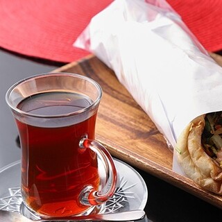 各种美味饮品与土耳其菜的味道相得益彰