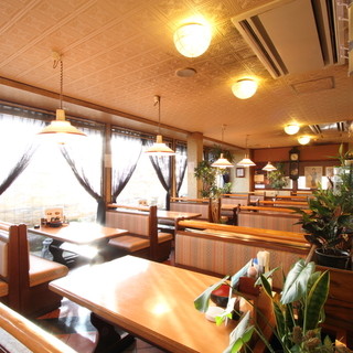 A relaxing space with a Japanese atmosphere. . .