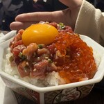 赤身焼肉と韓国料理 ウシノカリスマ - 