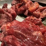 赤身焼肉と韓国料理 ウシノカリスマ - 