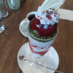 クリクリ - クリスマスパフェ¥1100