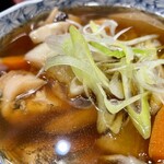 回転寿司根室花まる - げんげ汁 /308  『げんげ』という白身魚の汁物。丼できた笑　魚自体が美味しいです。