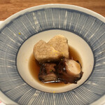 曙橋 かず - ショートコース７７００円。海老芋と蛸の炊き合わせ。揚げた海老芋とタコ柔らか煮を合わせています。とても美味しかったです。