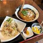 新海南記 - ランチセット炒飯＆担々麺780円