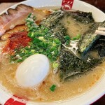 ラーメン凪 - 海苔を除けたところ。