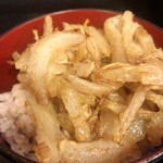 小粋そば - 甘いタレの野菜かき揚げ丼