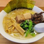 ラーメン 信ブタ屋