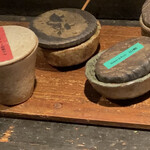 山元麺蔵 - 席上の薬味類