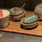 山元麺蔵 - 席上の薬味類