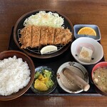 Tonkatsu Semmon Tenkatsu Ichi - ロースカツ定食