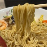 餃子の王将 - 麺リフト