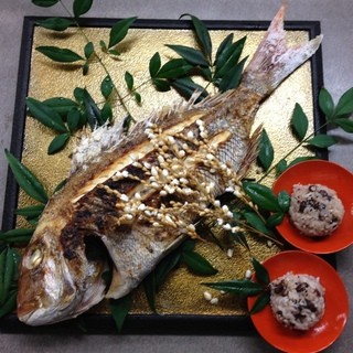 壽膳 ９３５０円 税込 大鯛姿焼き 小箱入赤飯４個 小箱入赤飯追加１名様 ４４０円 税込 大津魚忠 おおつうおちゅう 大津 懐石 会席 料理 食べログ