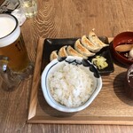 肉汁餃子のダンダダン - 