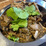 ワンテーブル - マトンロースト選択　マトンカラヒもマトンキーマも気になったけど、まずはスタンダードに