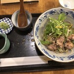 Nishimura - あぶり鴨と香味野菜の冷やし蕎麦 1550円   蕎麦大盛り ＋350円