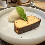 四ツ橋・新町 牡蠣と肉たらしビストロAKIRA - 