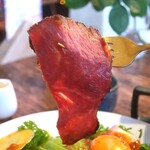 FLORAL CAFE at CHIGASAKI - ローストビーフリフトアップ