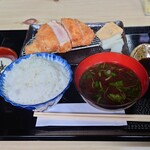 とんかつ専門店 あげもん - とんかつ定食1,200円