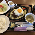ポテト - チーズエッグハンバーグ