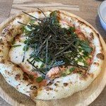 ファイブ ウォーターズ カフェ - 明太子とモッツァレラ和風pizza もちもち